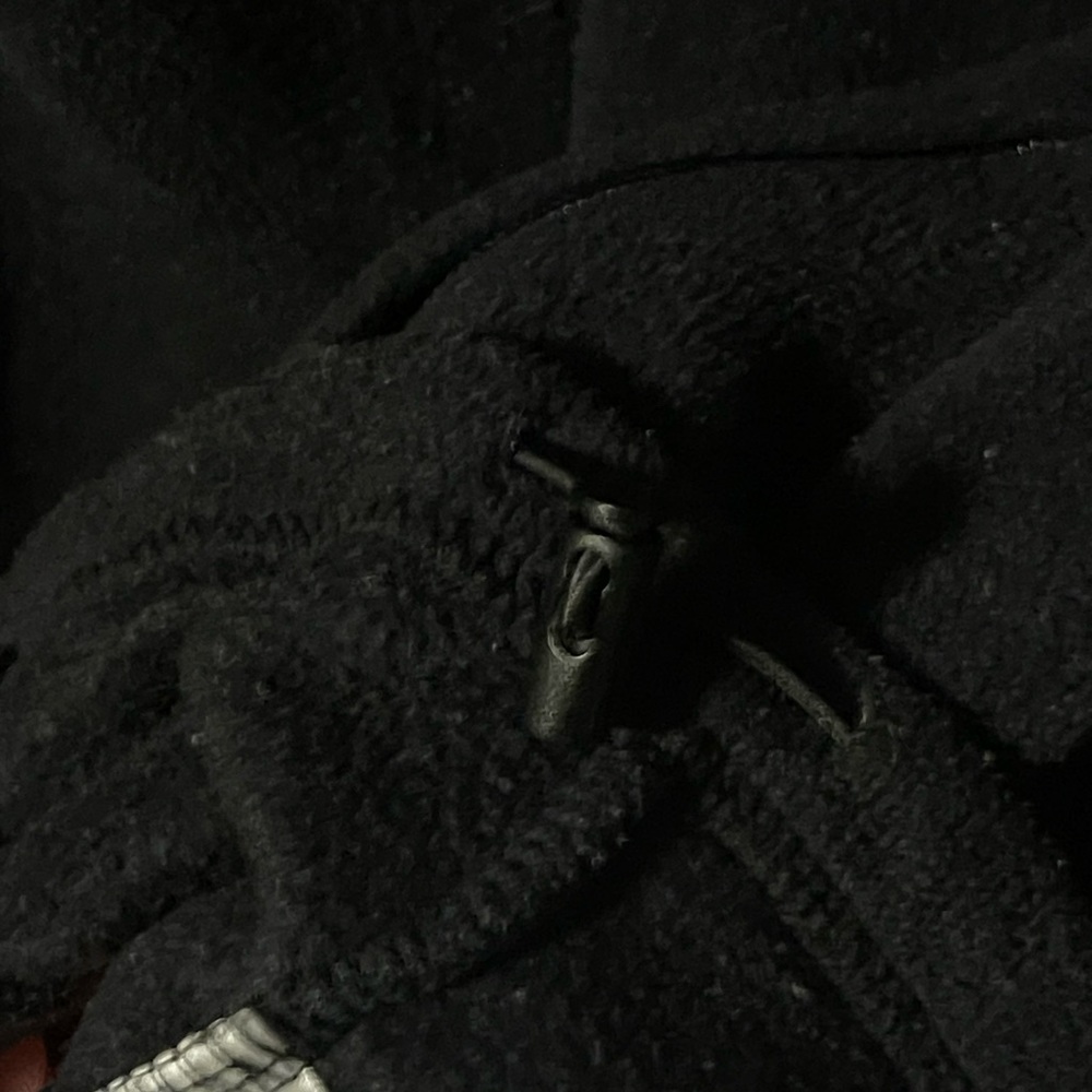 Columbia Black Fleece Outerwear - Picture 8 of 9